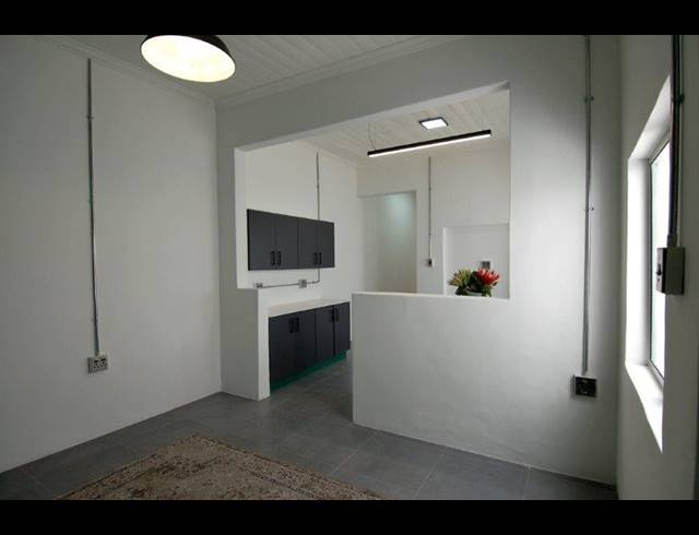 2 BEDROOM PROPERTY TO RENT IN WOODSTOCK